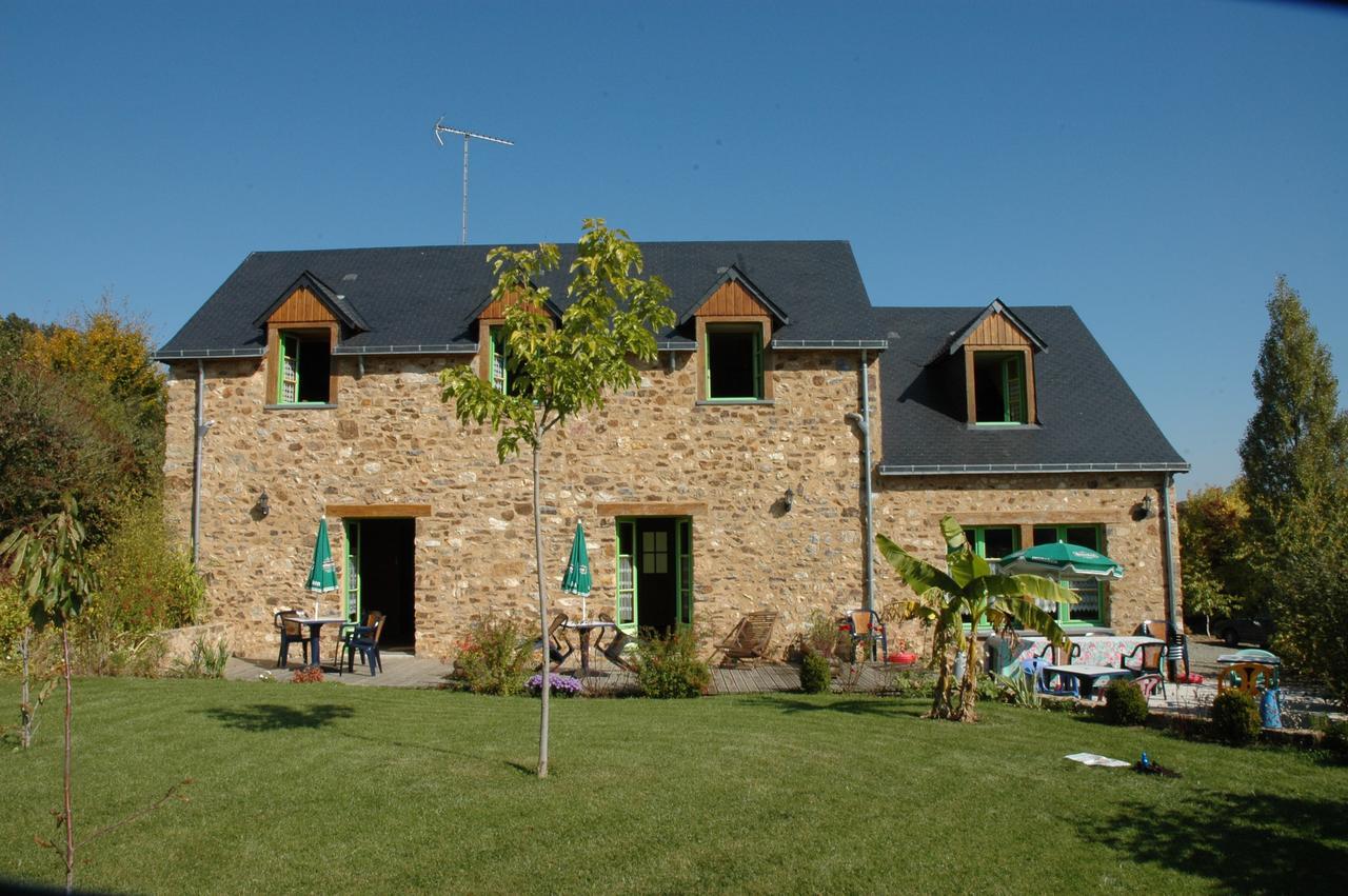 Hotel La Jameliniere Chailland Esterno foto