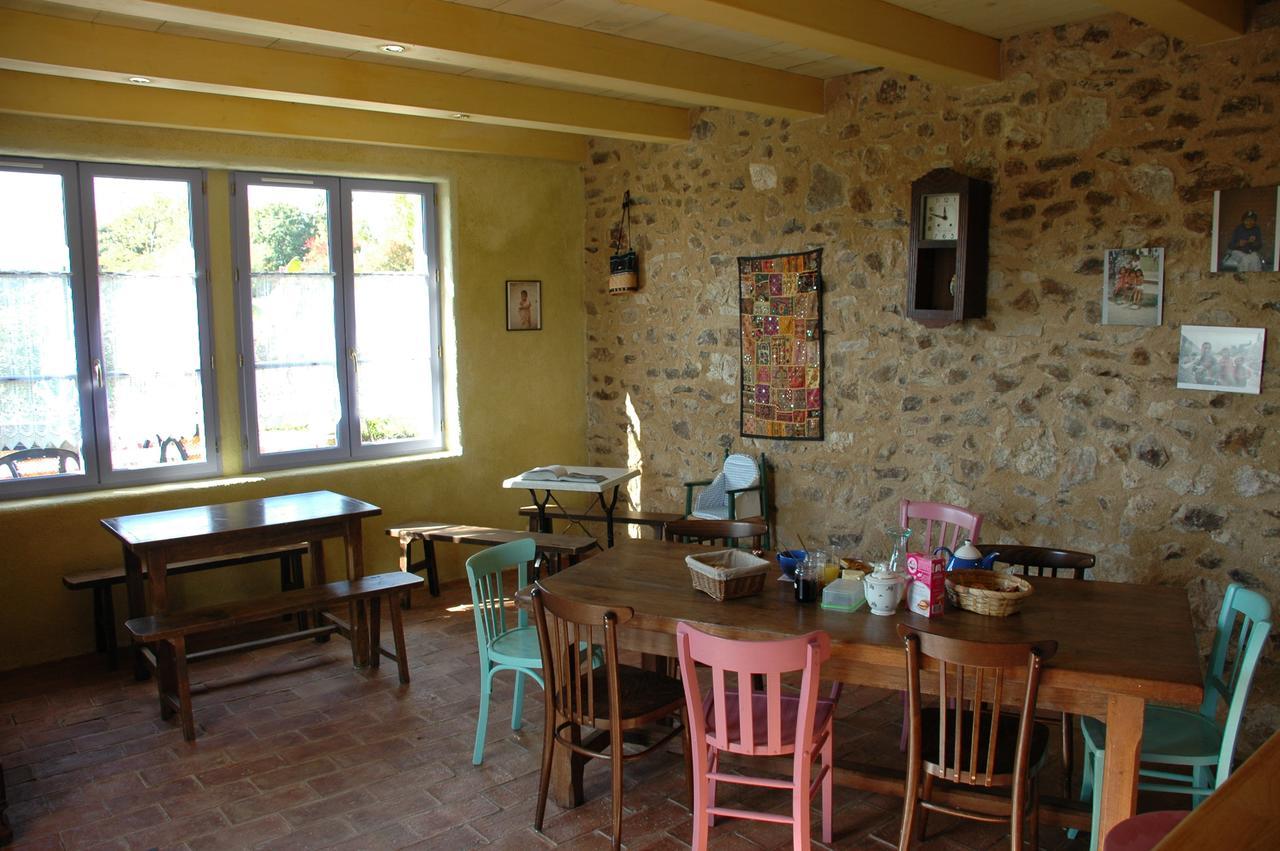 Hotel La Jameliniere Chailland Esterno foto
